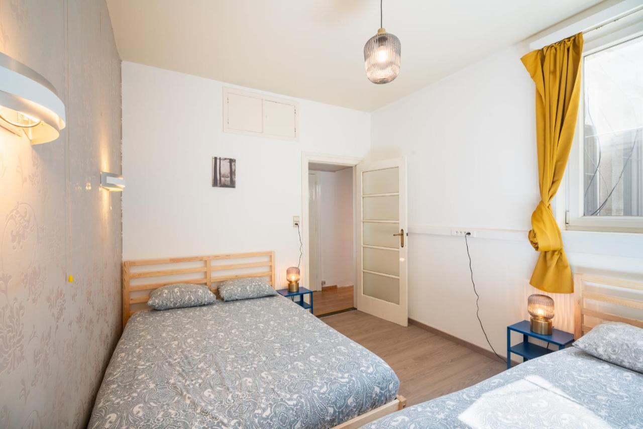 Large Antwerp City Center Apartments מראה חיצוני תמונה