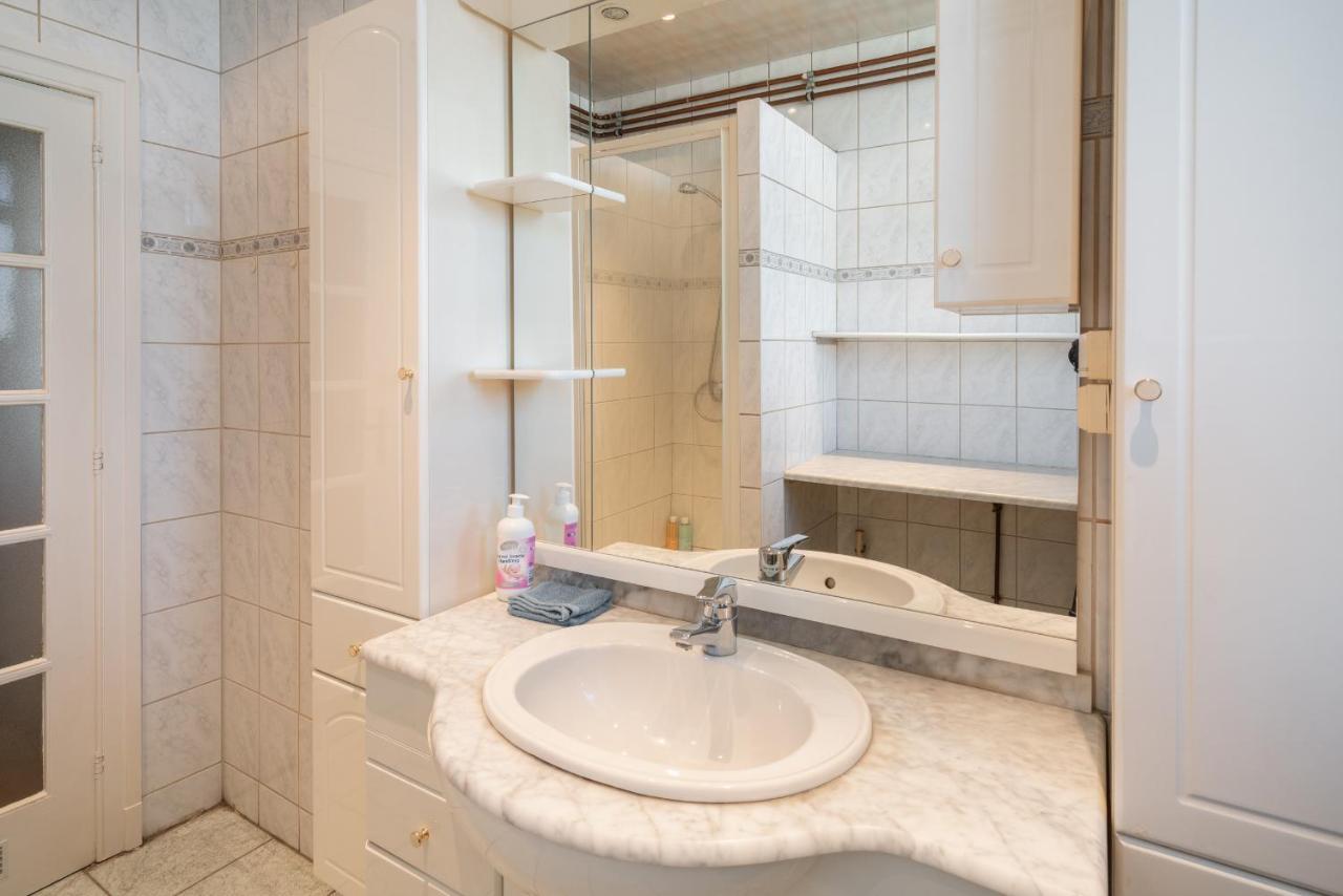 Large Antwerp City Center Apartments מראה חיצוני תמונה